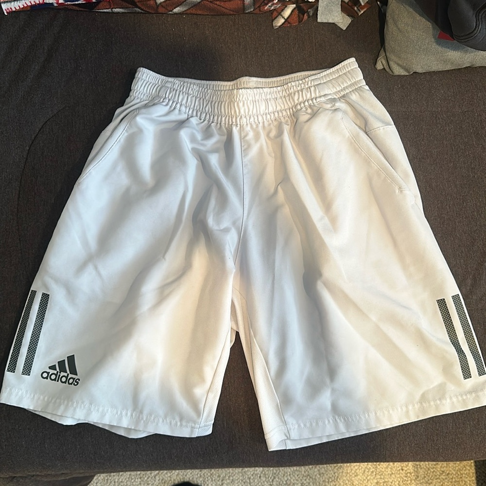 Men’s adidas shorts (white/light grey)
